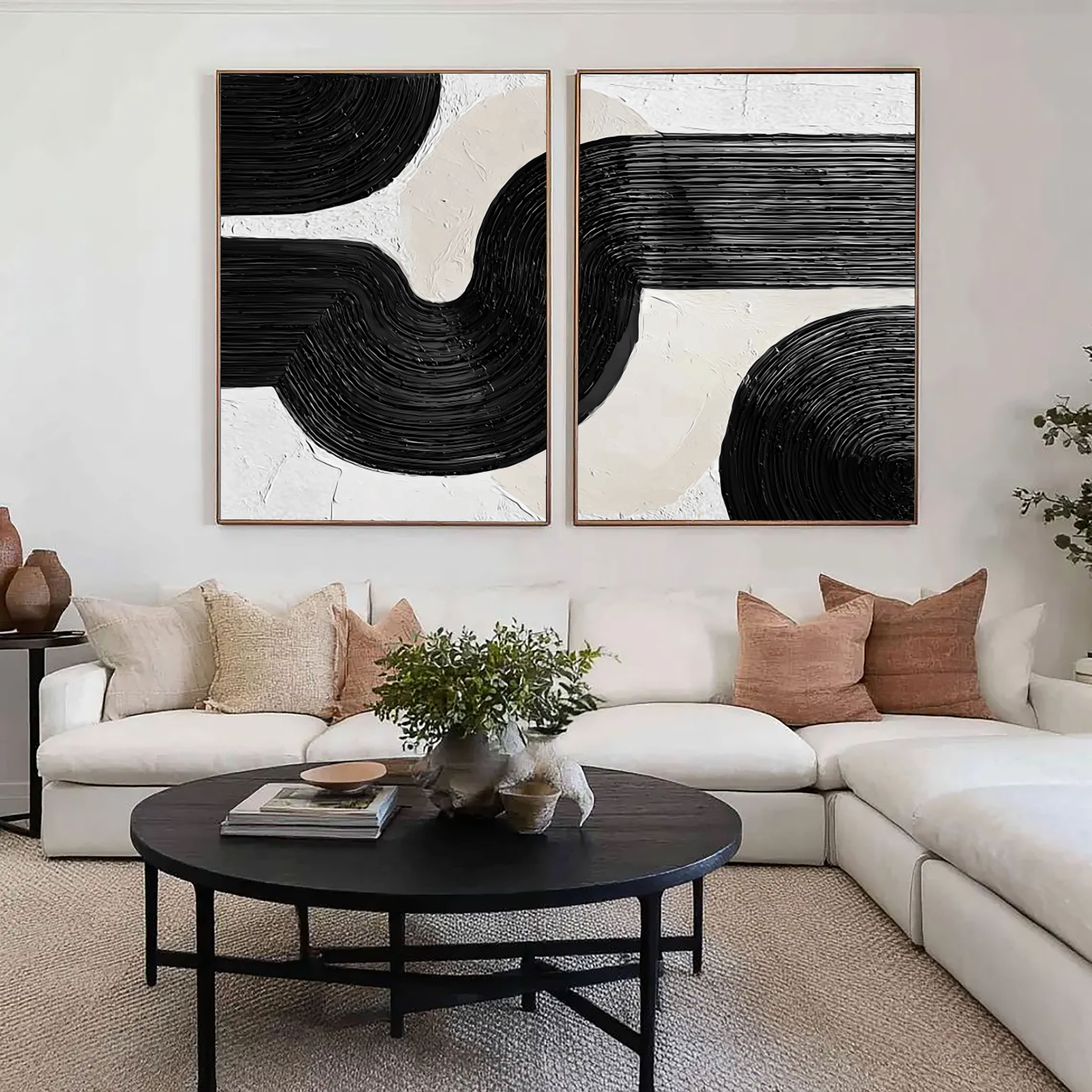 Bold Monochrome Curves | Textured Flow