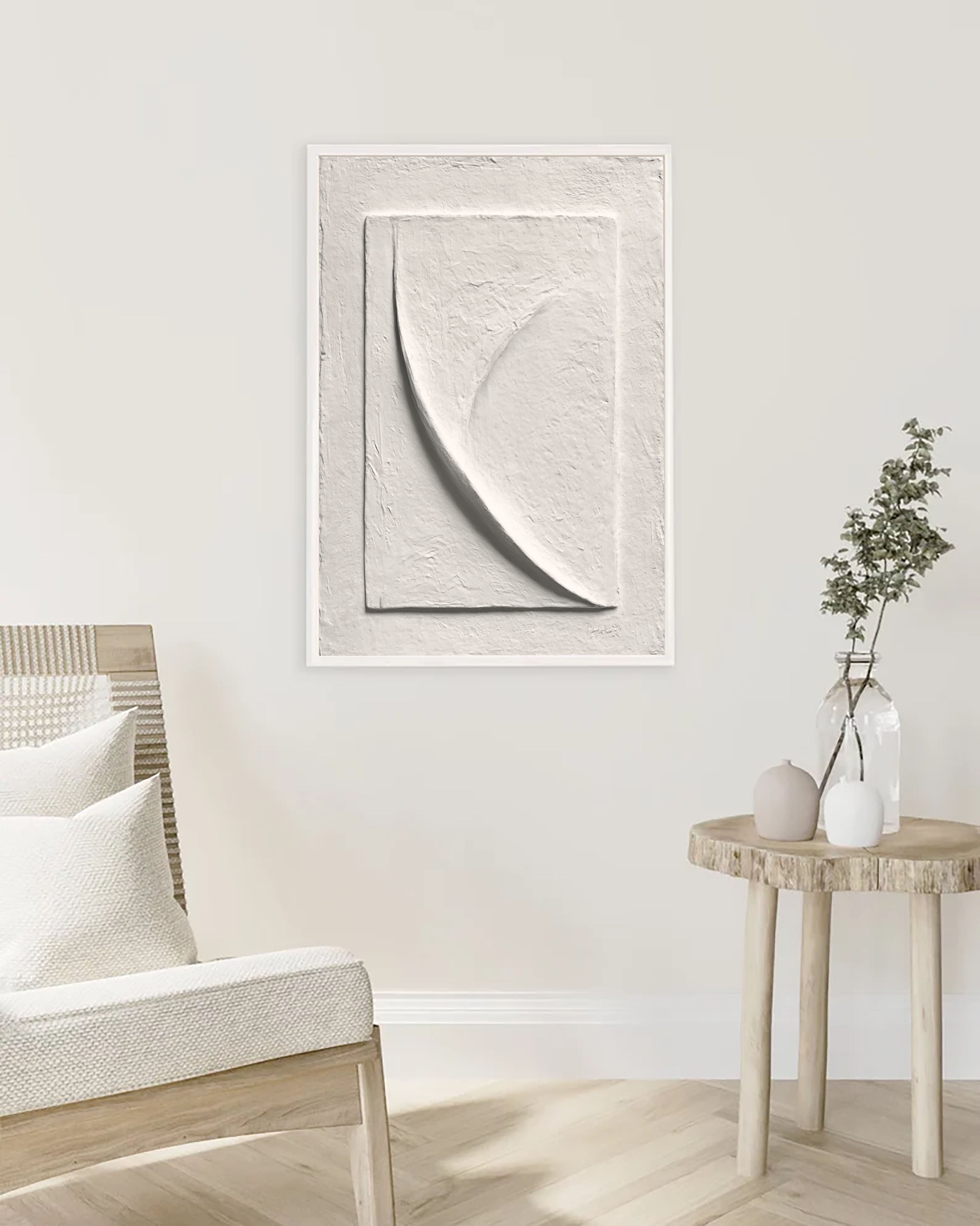 Textured Curved Silhouette | White Arc