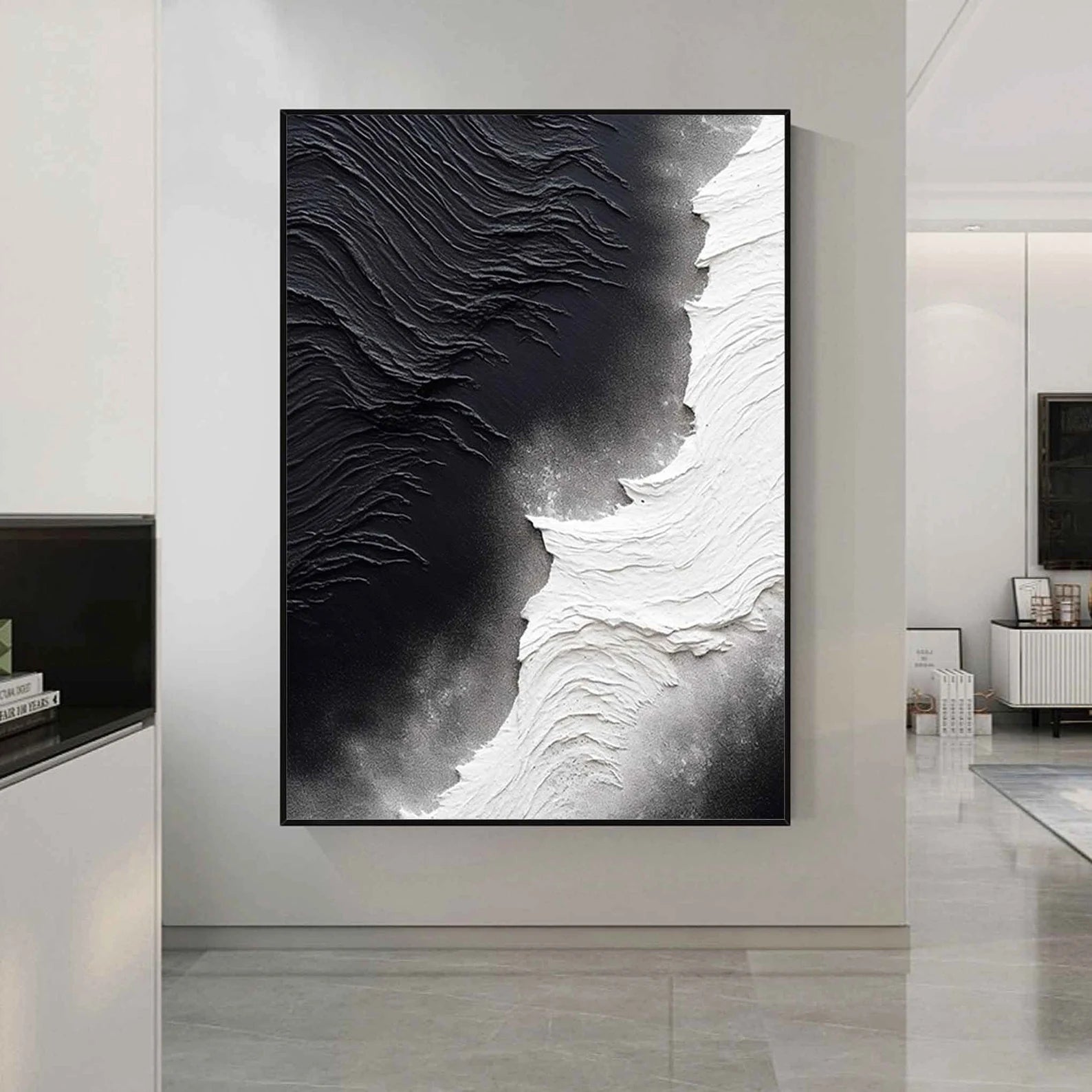 Textured Wave Contrast | Black White