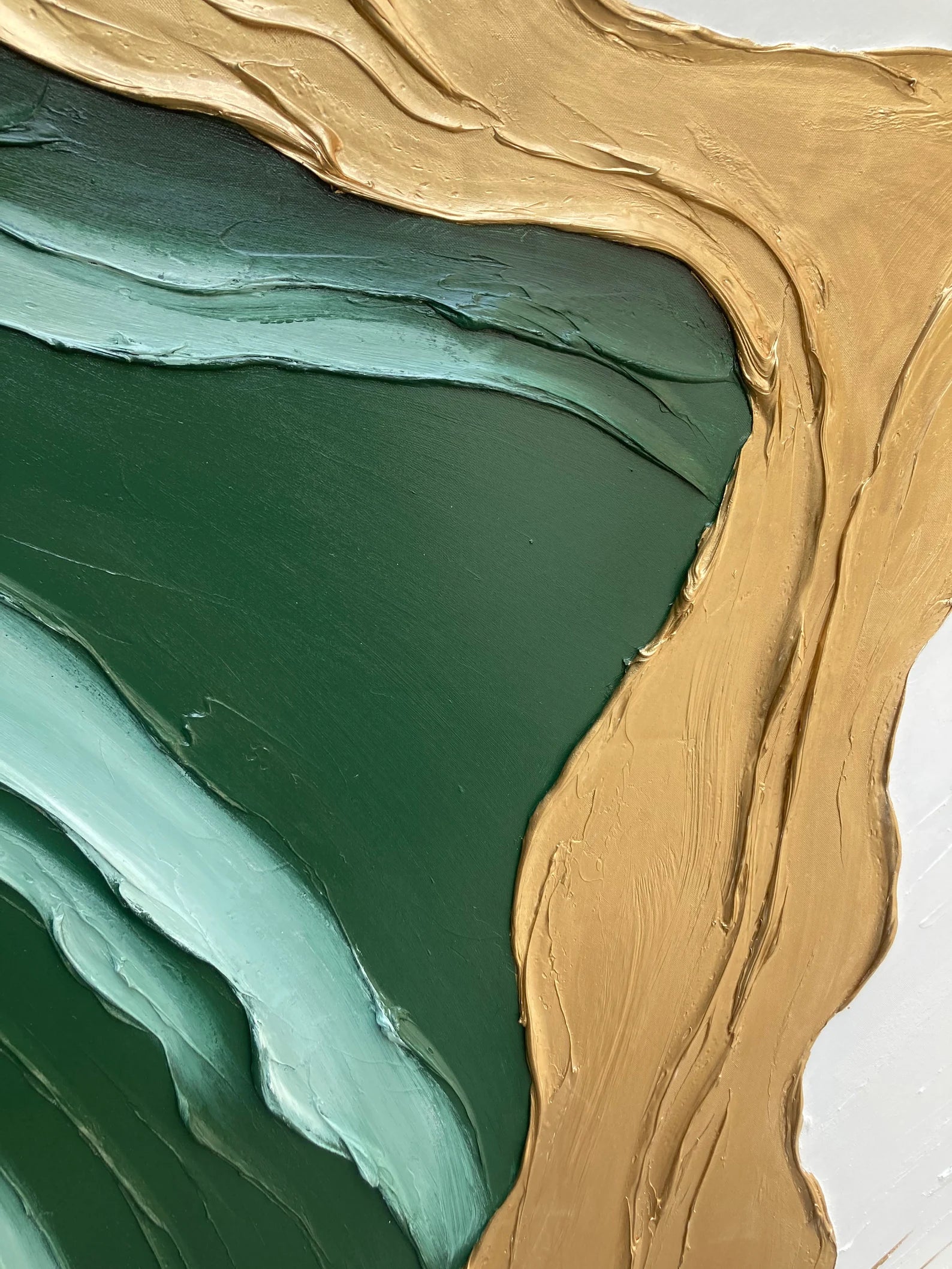 Textured Abstract Opulence | Green Gold