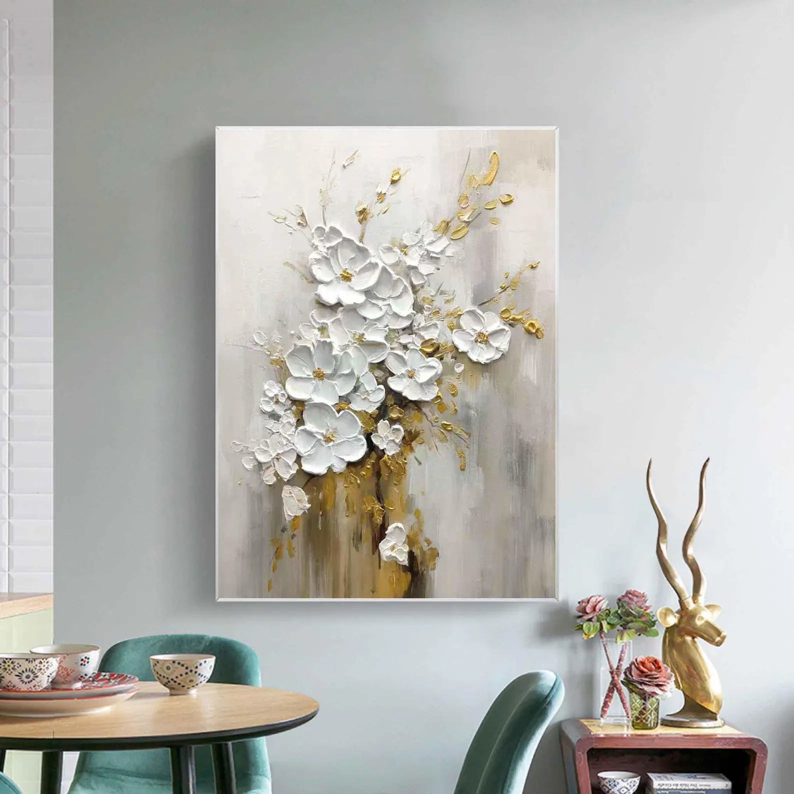 Textured Floral Grandeur | White Gold