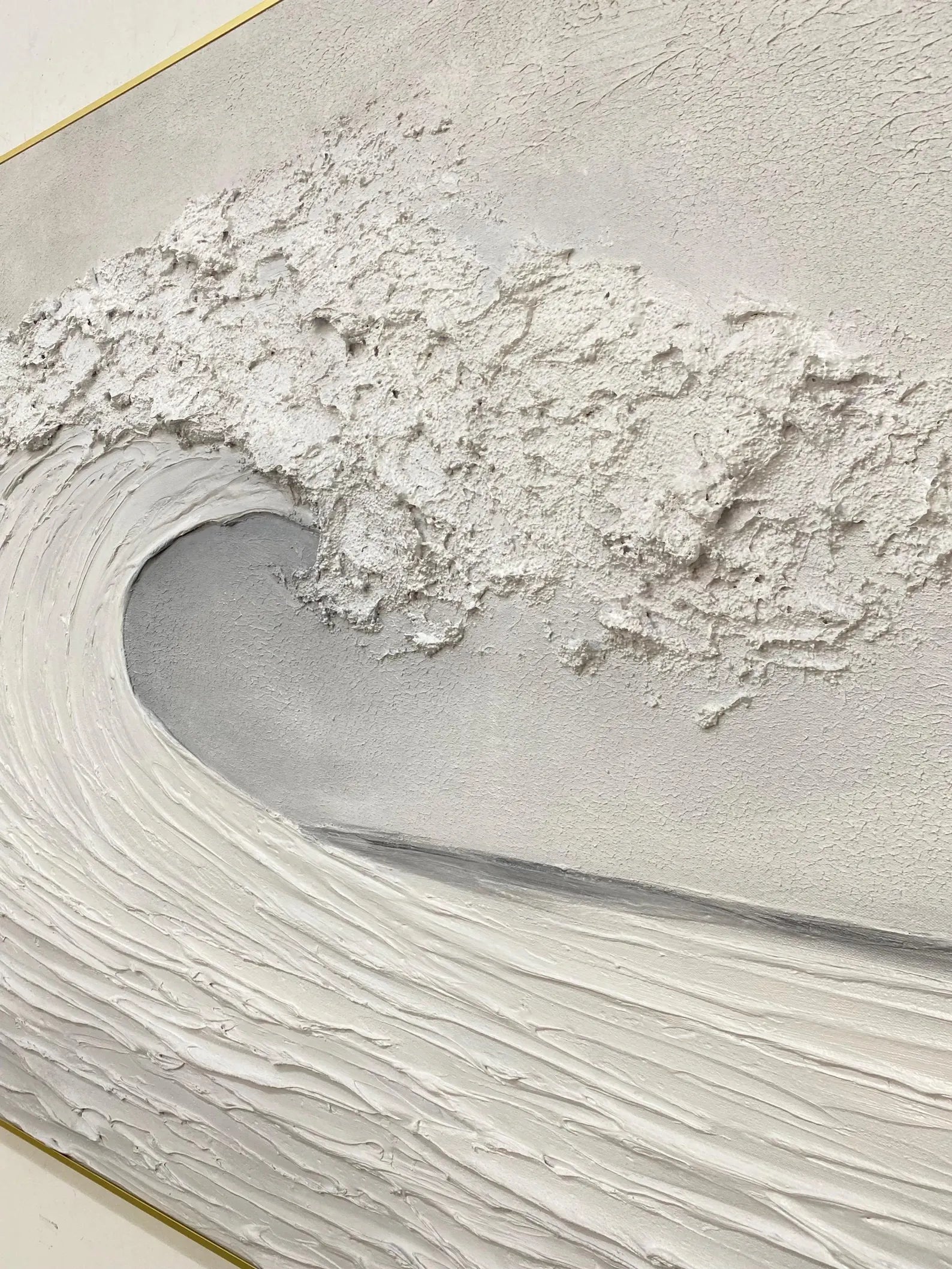 Textured Wave Grandeur | White Surge