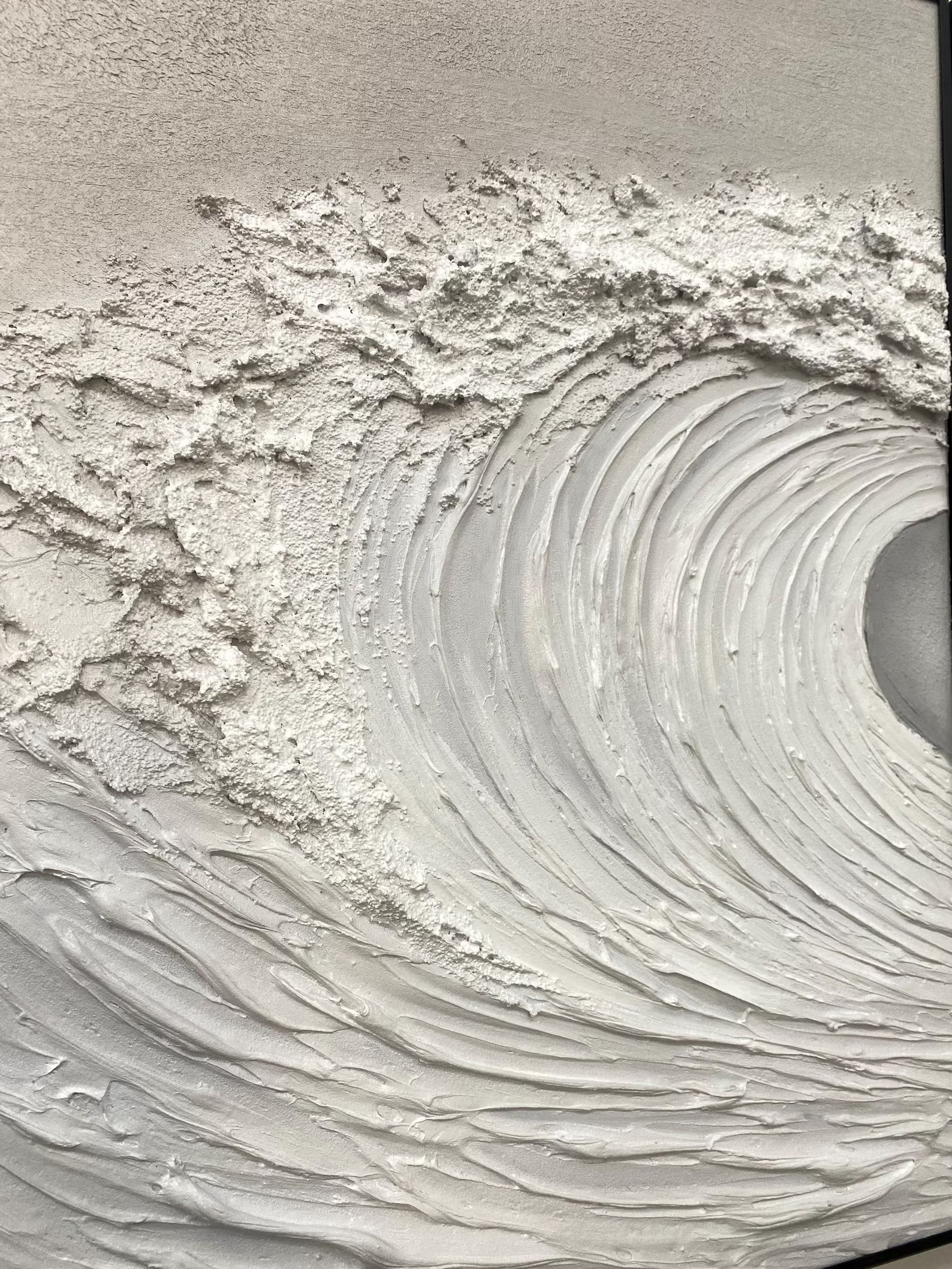 Textured Wave Grandeur | White Surge