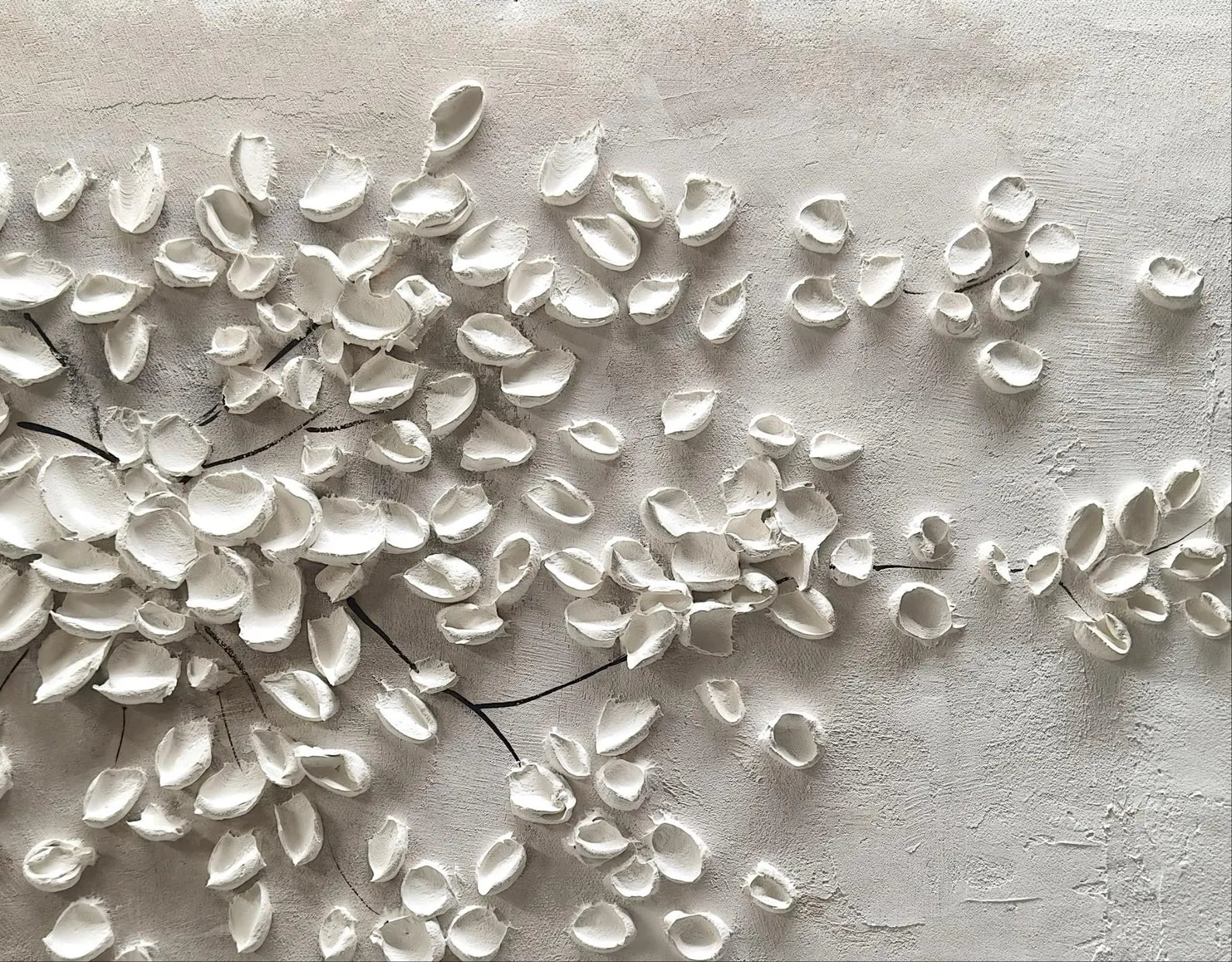 Textured Petal Mosaic | Ivory Hues