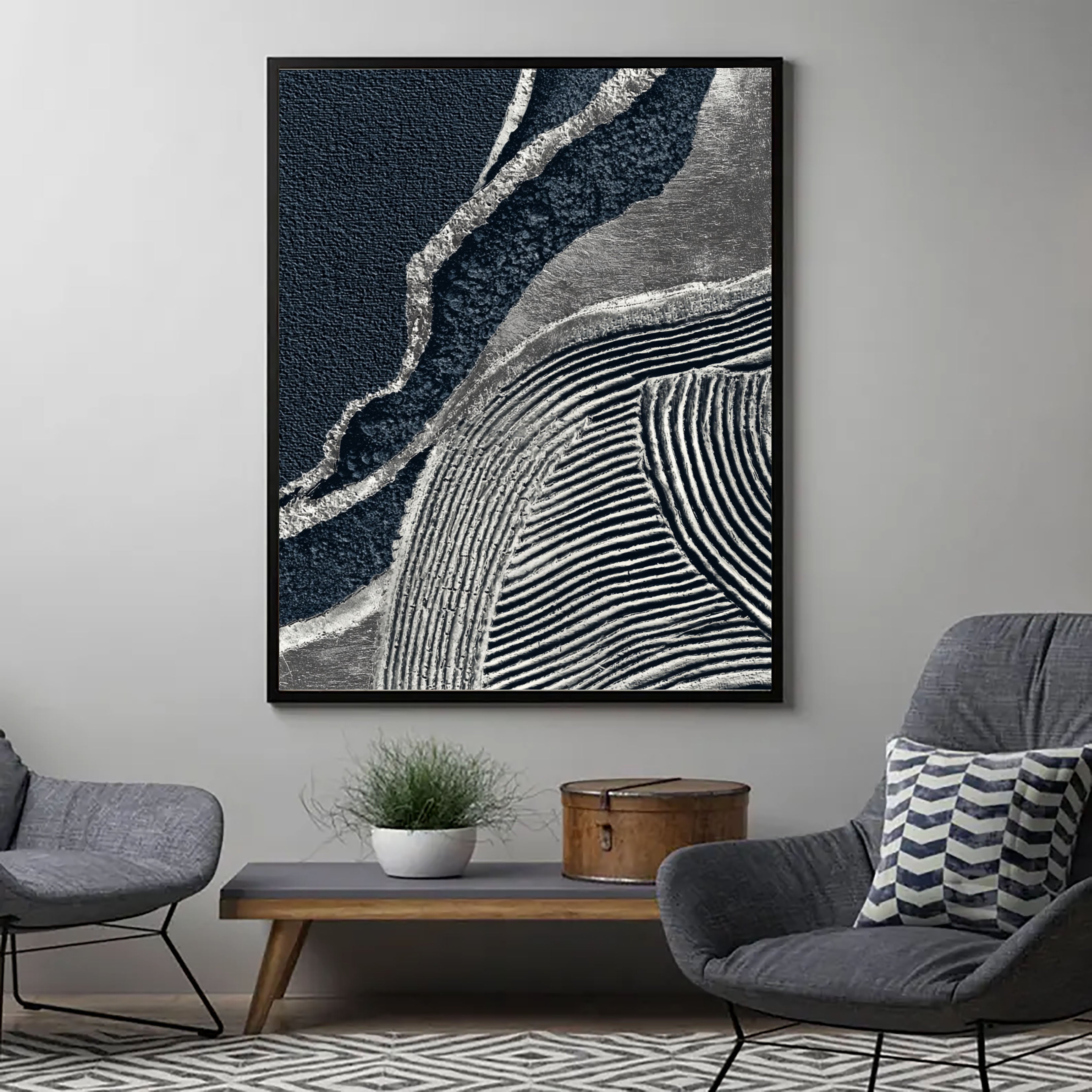 Textured Monochrome Rhythm | Black Silver