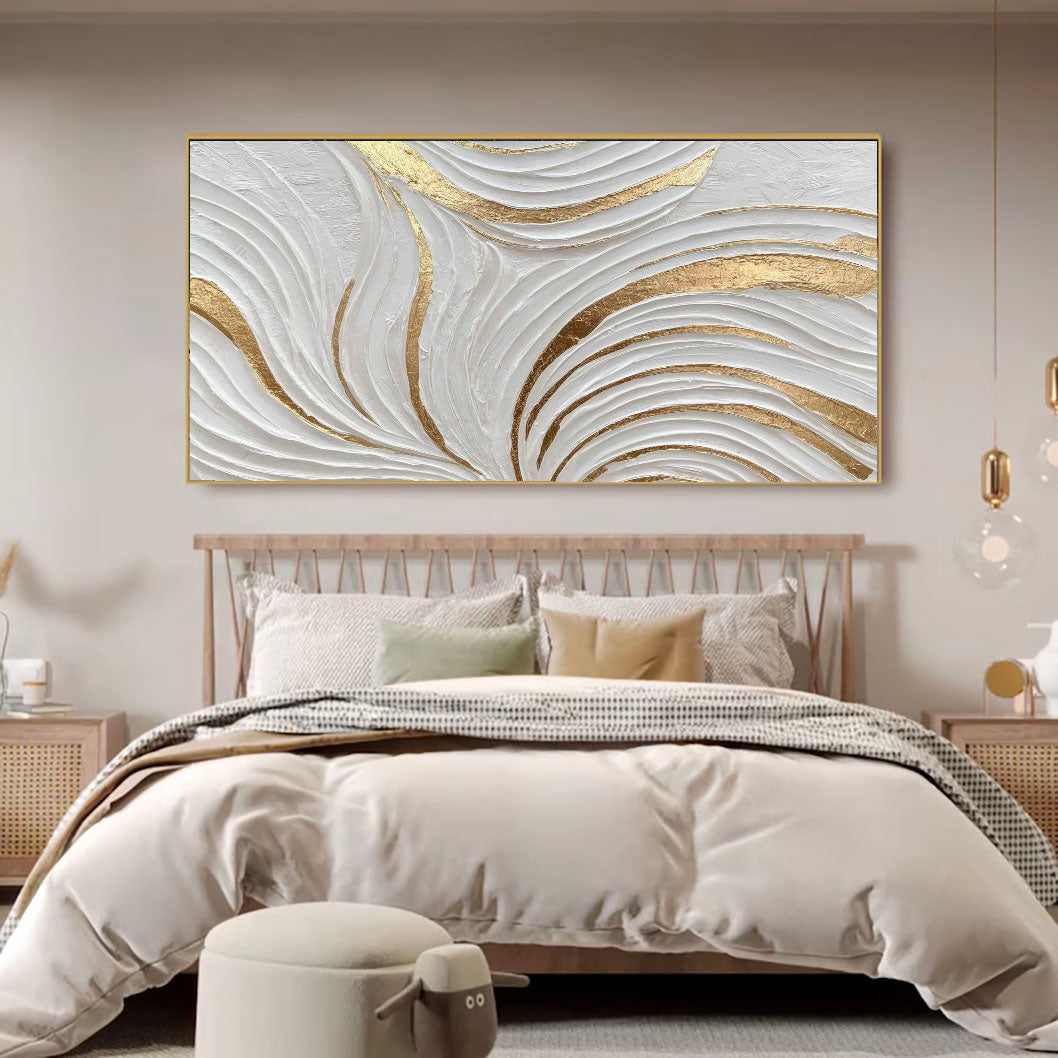 Textured Wavy Splendor | Gold Swirl