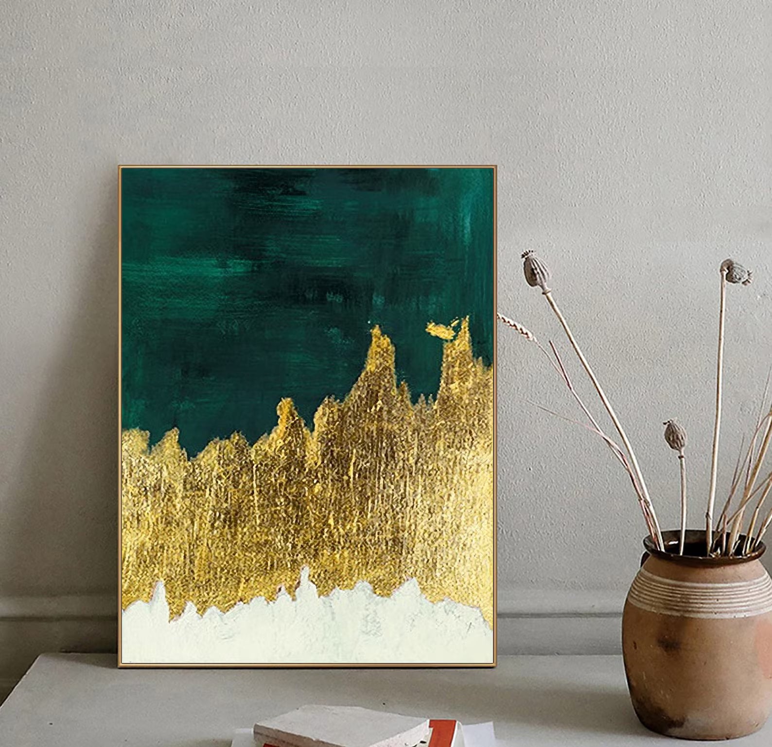 Textured Glam Opulence | Gold Emerald